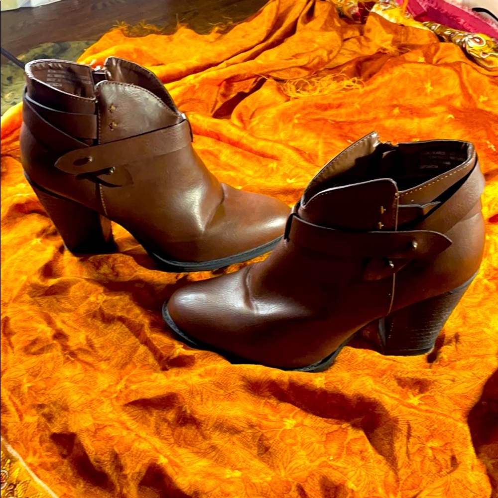 Xoxo Women’s 8.5 boot